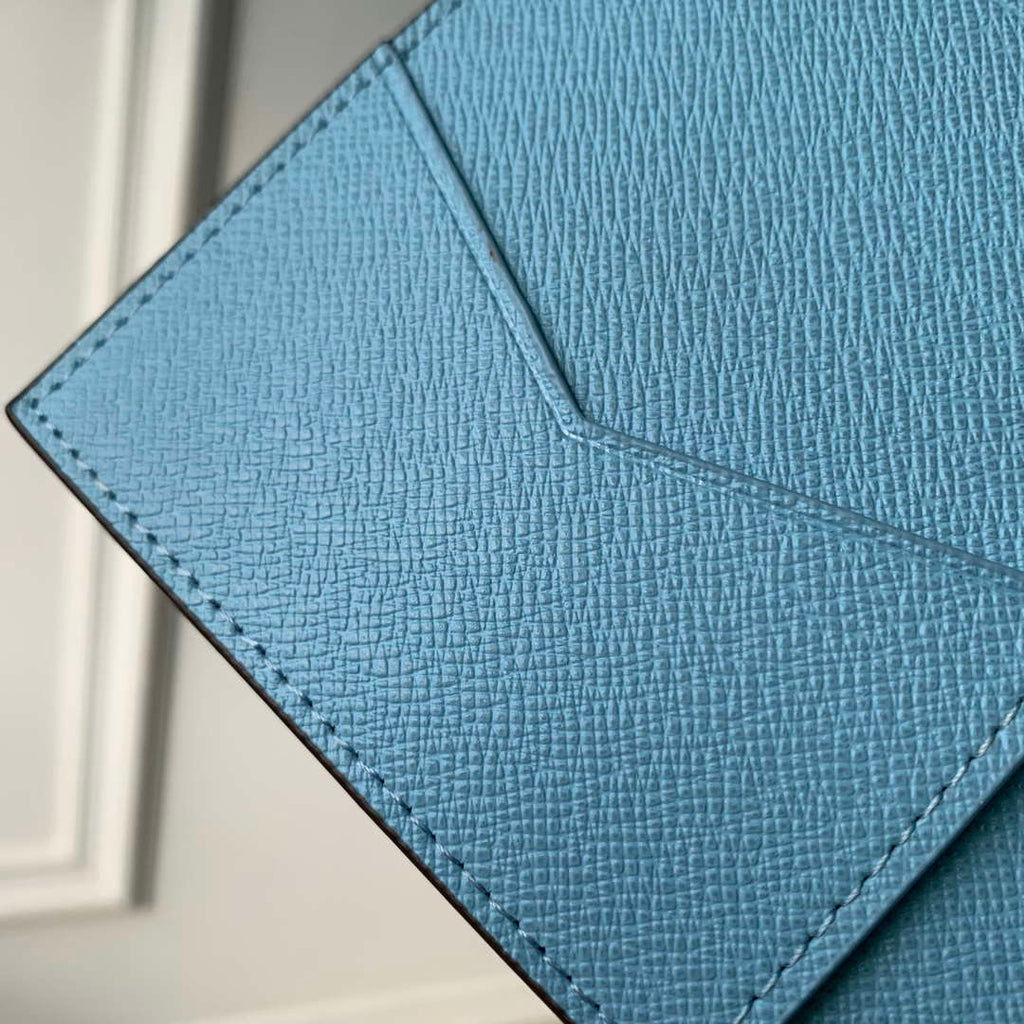 LV M12237 Louis Vuitton Passport Cover Azur Frost