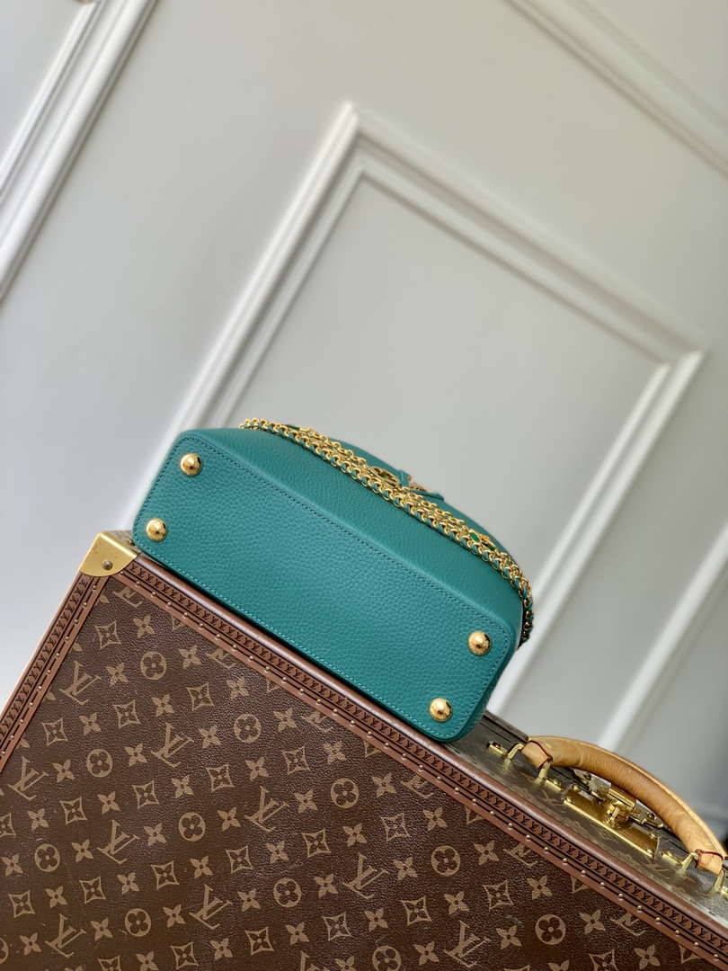 LV M12345 Louis Vuitton Capucines BB Bag Green