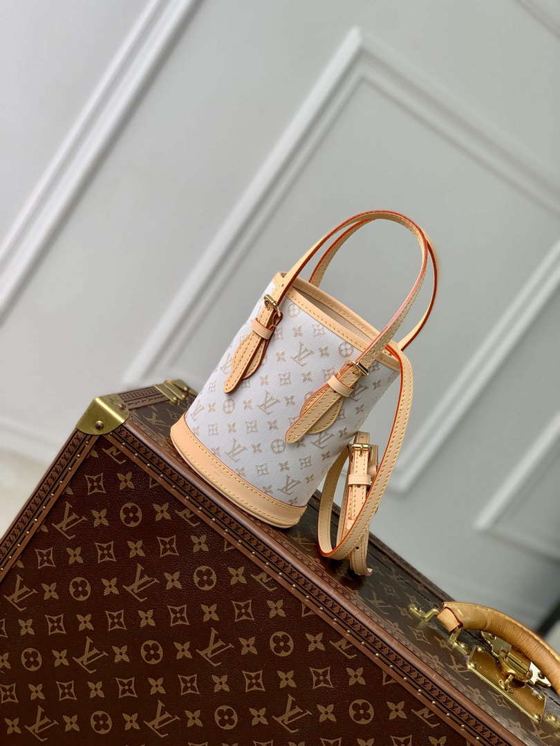 LV M12317 Louis Vuitton Nano Bucket Bag Mastic