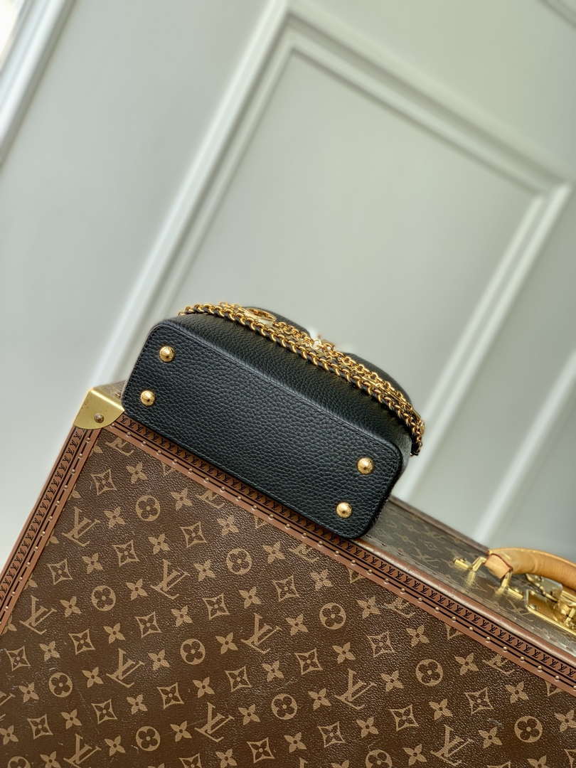 LV M12345 Louis Vuitton Capucines Mini Bag Black