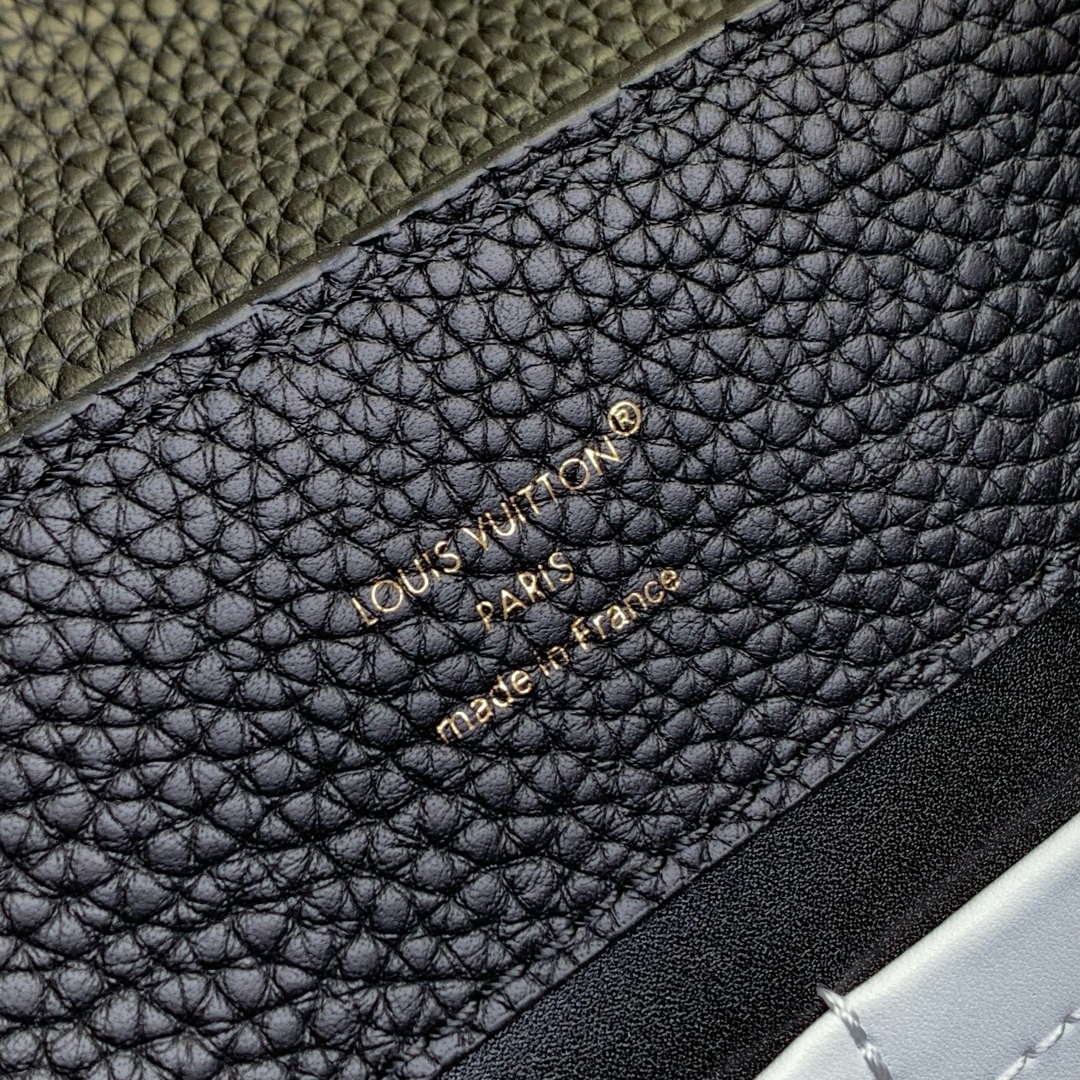 LV M12345 Louis Vuitton Capucines Mini Bag Black