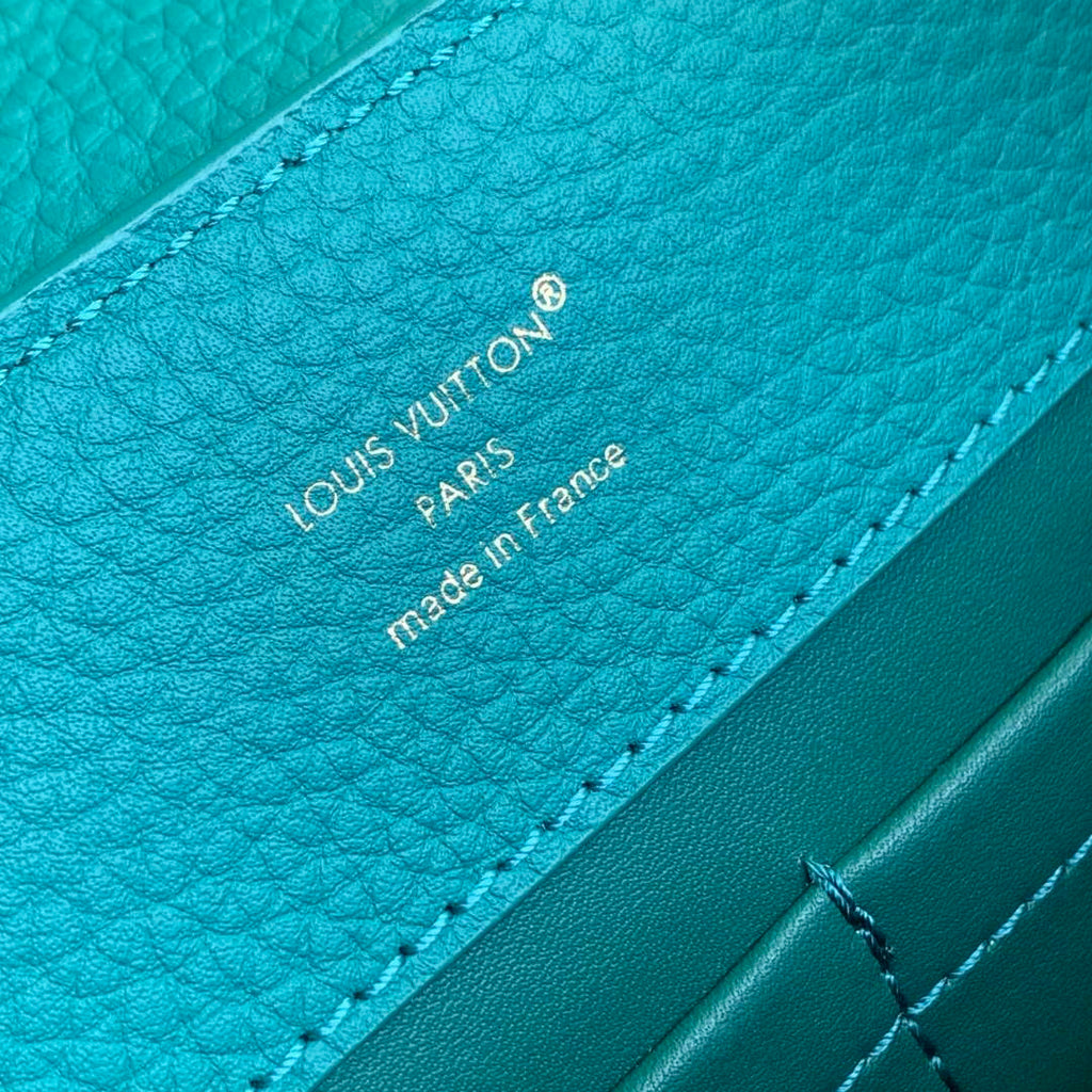 LV M12345 Louis Vuitton Capucines Mini Bag Green