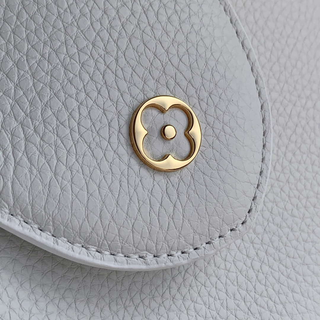 LV M12279 Louis Vuitton Capucines Mini Bag Silver Sea