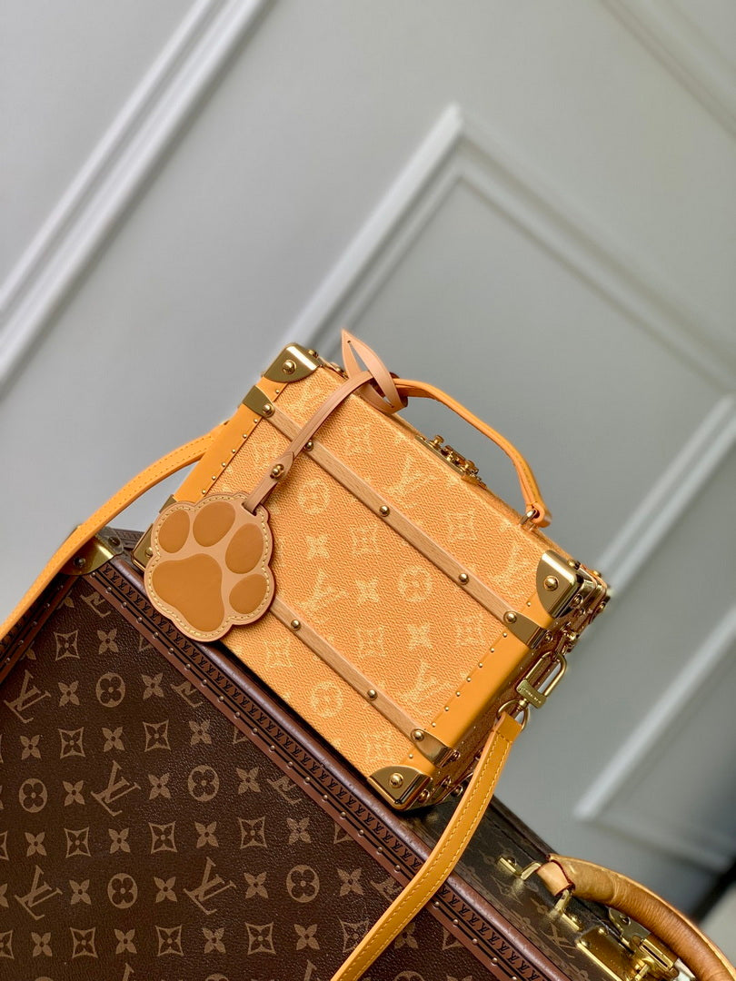LV M12458 Louis Vuitton Handle Trunk Bag Yellow