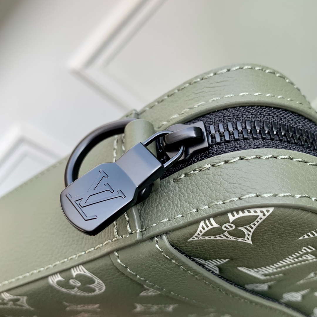 LV M12490 Louis Vuitton Trio Messenger Bag Olive Green