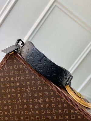 LV M12510 Louis Vuitton Hamac Bag PM Black - Default Title - View 4