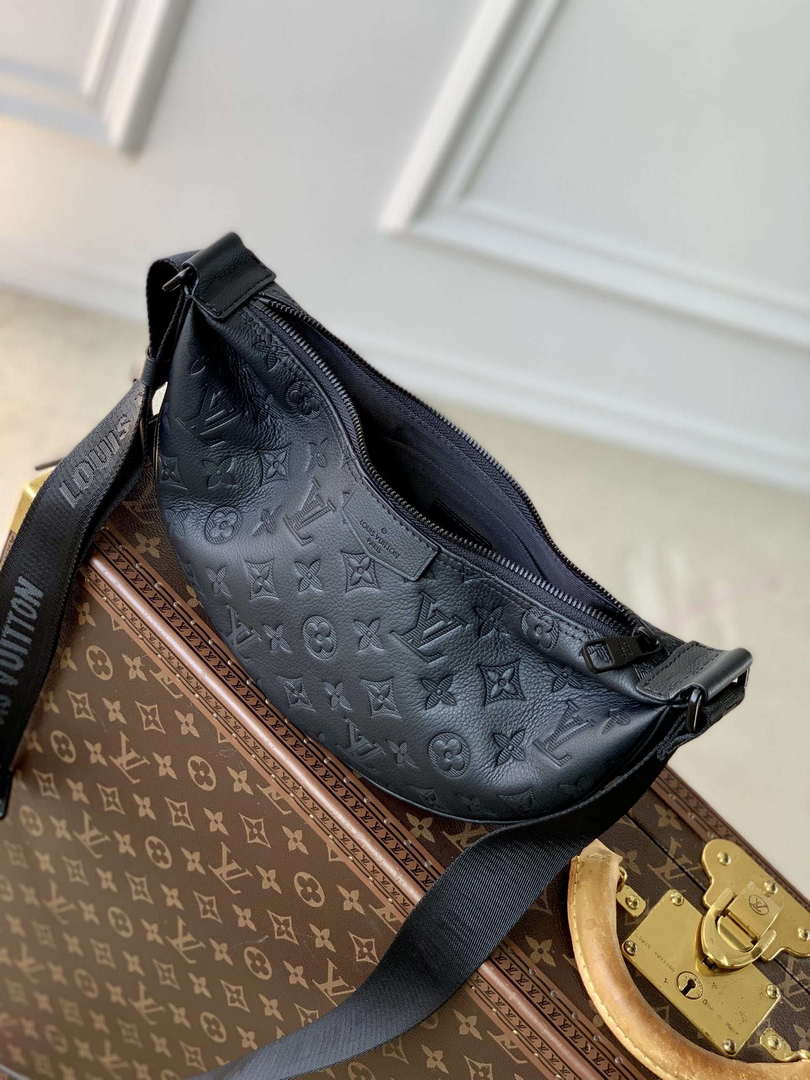 LV M12510 Louis Vuitton Hamac Bag PM Black