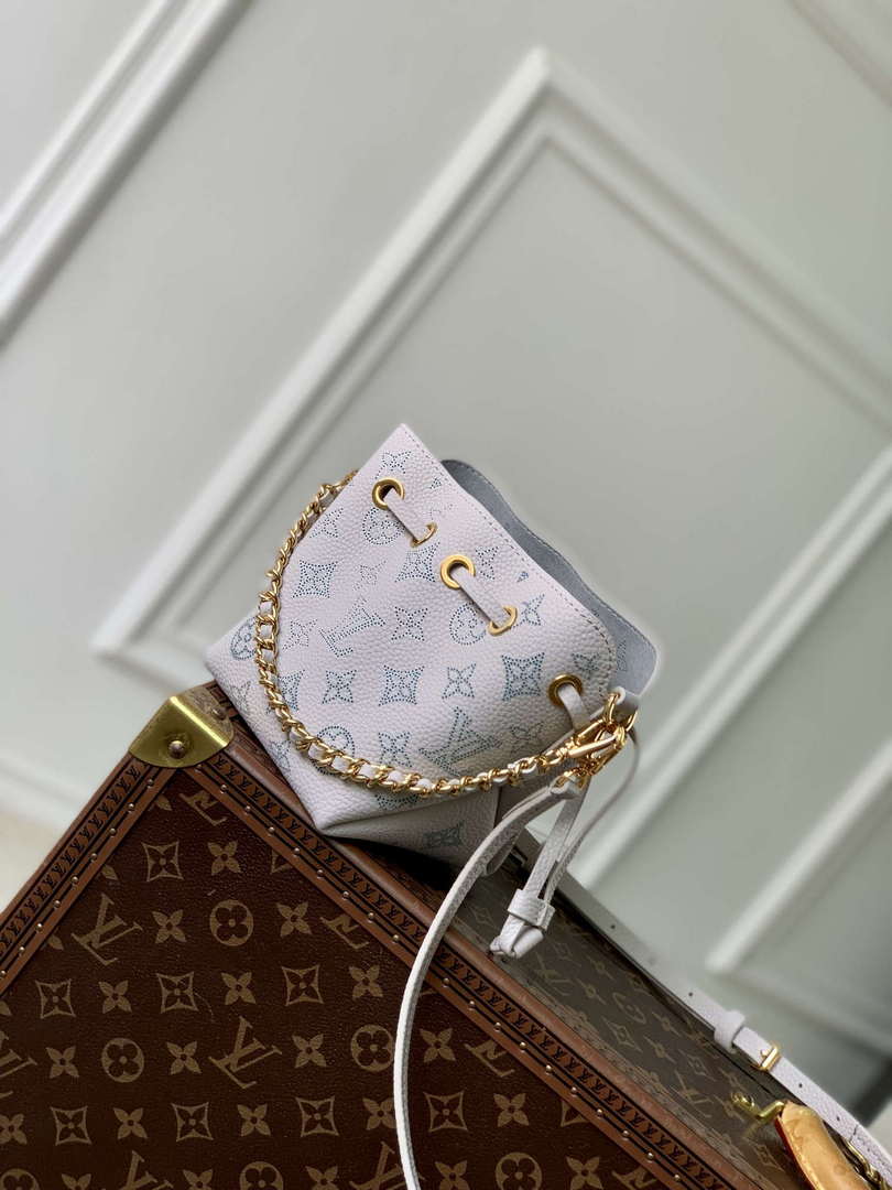 LV M12521 Louis Vuitton Pico Bella Mahina Leather Handbag Brume