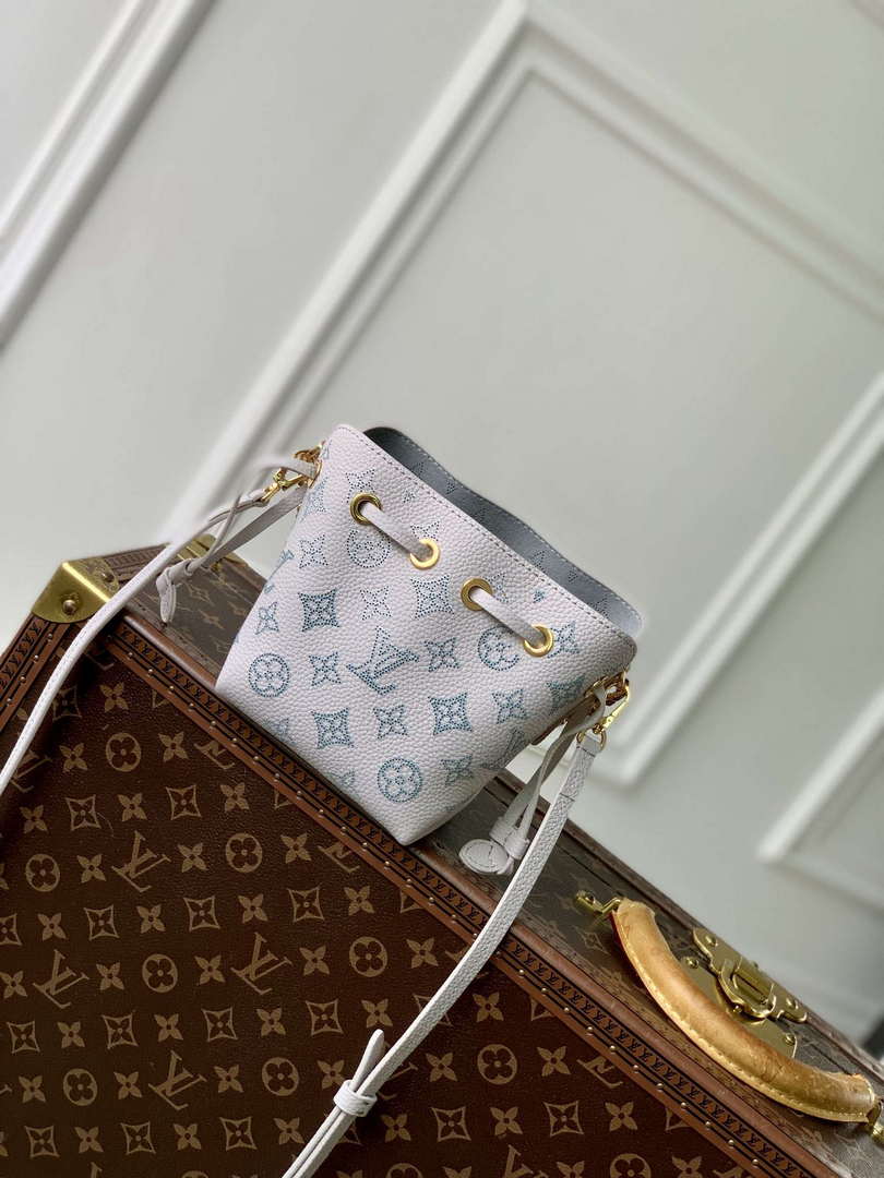 LV M12521 Louis Vuitton Pico Bella Mahina Leather Handbag Brume - Default Title - View 3