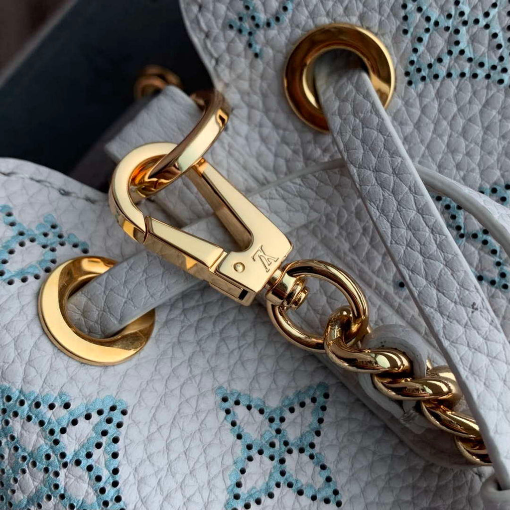 LV M12521 Louis Vuitton Pico Bella Mahina Leather Handbag Brume