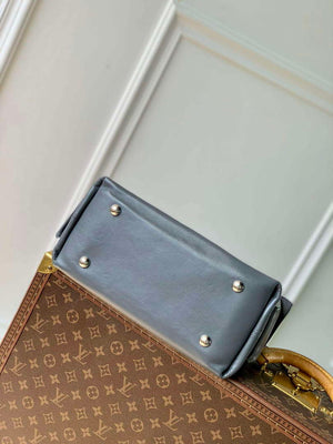 LV M12579 Louis Vuitton CarryAll Cargo PM Bag Trianon Gray - Default Title - View 4