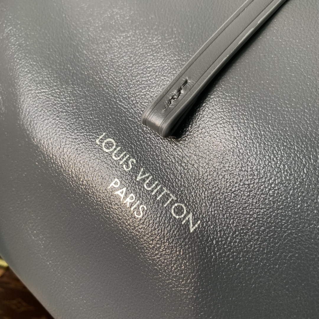 LV M12583 Louis Vuitton CarryAll Dark MM Bag Trianon Gray