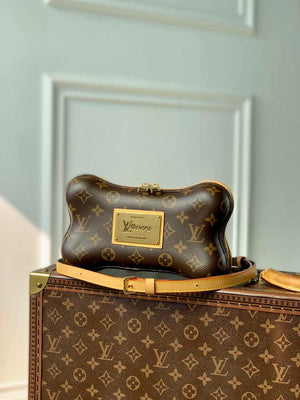 LV M12615 Louis Vuitton Bone Wearable Wallet Monogram - Default Title - View 1