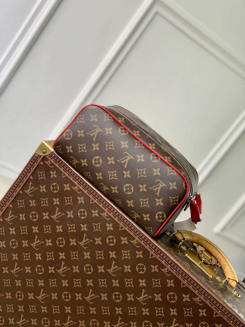LV M12641 Louis Vuitton Locker Dopp Kit Taurillon Monogram Red