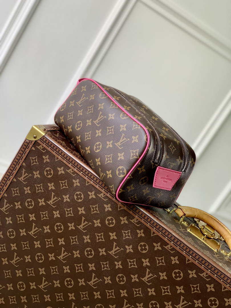 LV M12641 Louis Vuitton Locker Dopp Kit Taurillon Monogram Rose Red