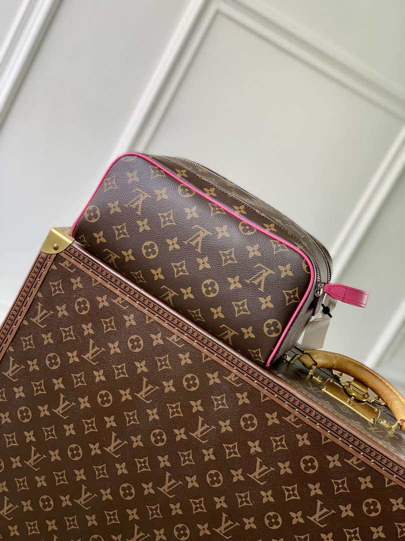 LV M12641 Louis Vuitton Locker Dopp Kit Taurillon Monogram Rose Red