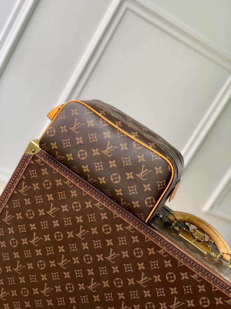 LV M12641 Louis Vuitton Locker Dopp Kit Taurillon Monogram Yellow - Default Title - View 1