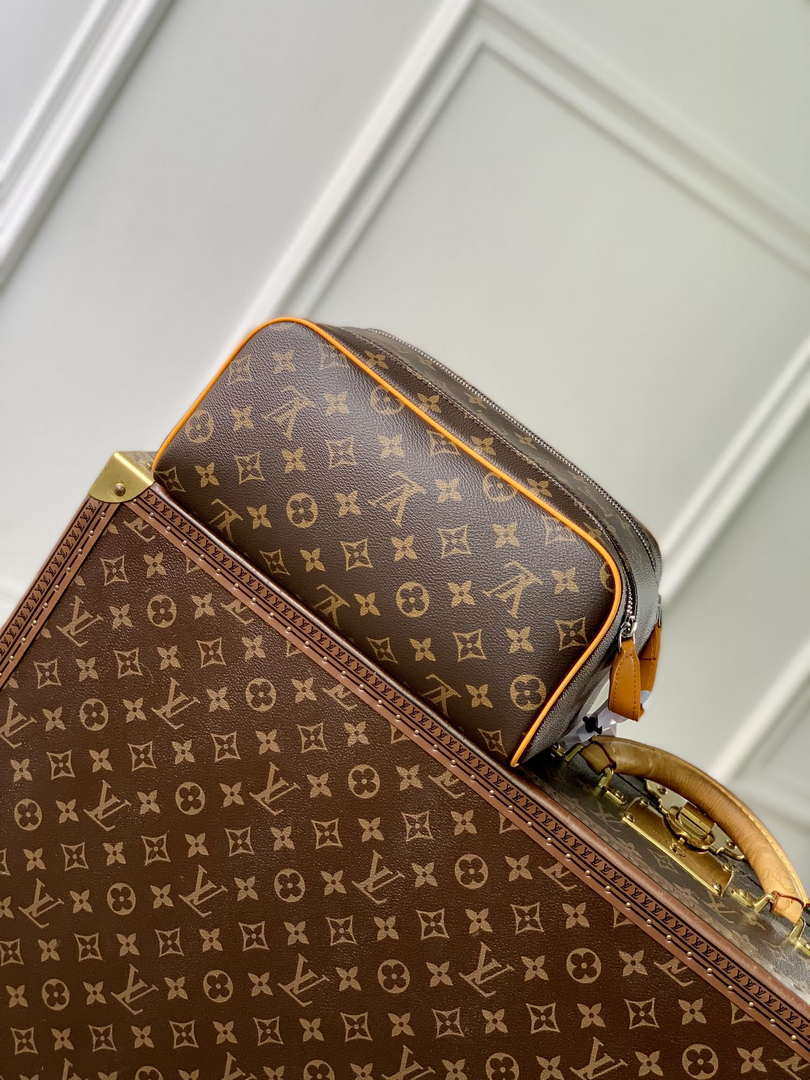 LV M12641 Louis Vuitton Locker Dopp Kit Taurillon Monogram Yellow - Default Title - View 3