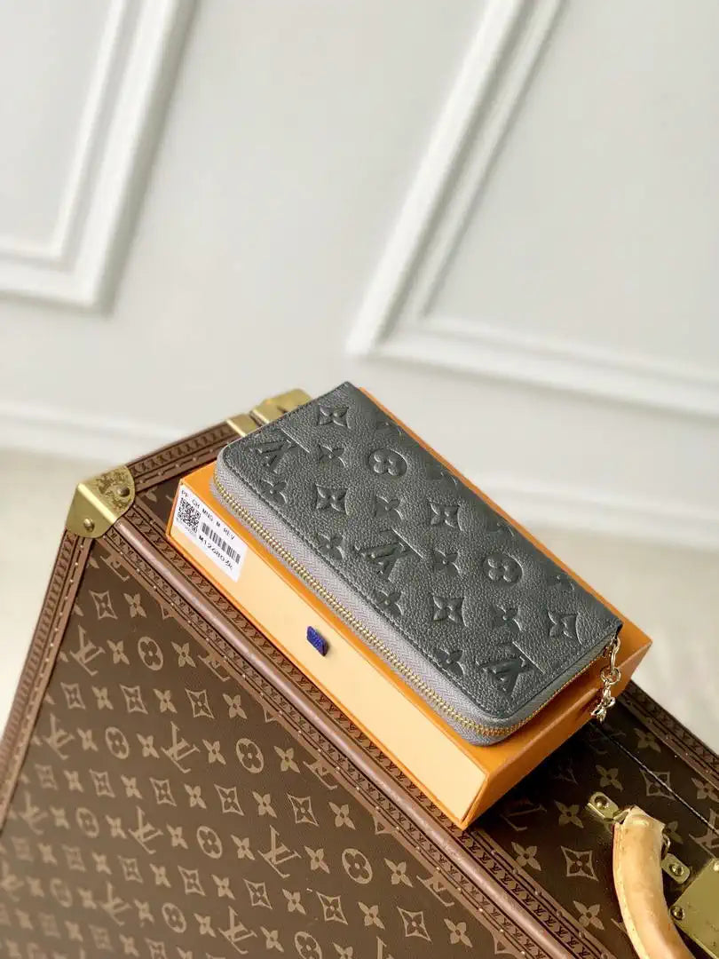 LV M12680 Louis Vuitton Zipper Wallet  Monogram Empreinte Pearl Gray