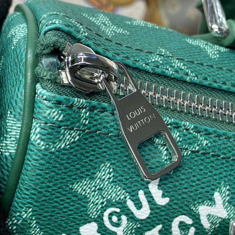 LV M12684 Louis Vuitton Keepall Bandouliere 25 City Bag Green