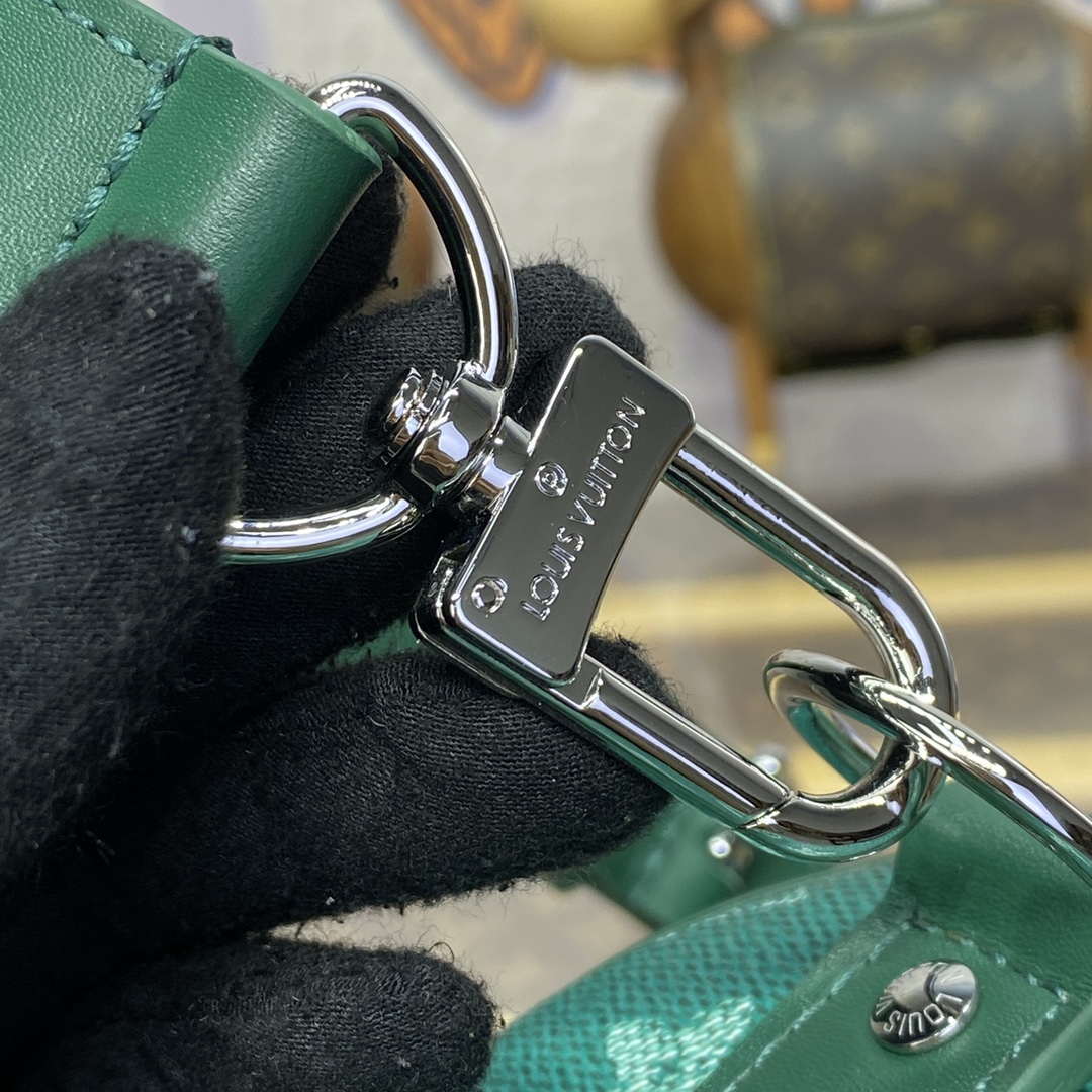LV M12684 Louis Vuitton Keepall Bandouliere 25 City Bag Green