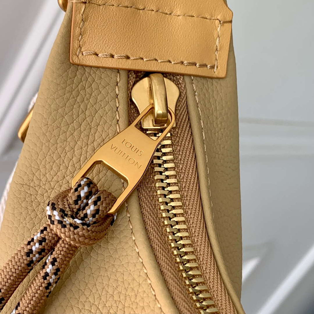 LV M12697 Louis Vuitton Hobo Cargo Bag Beige