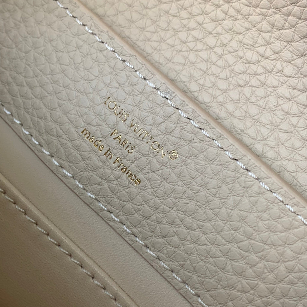 LV M12751 Louis Vuitton Capucines Mini Bag Apricot