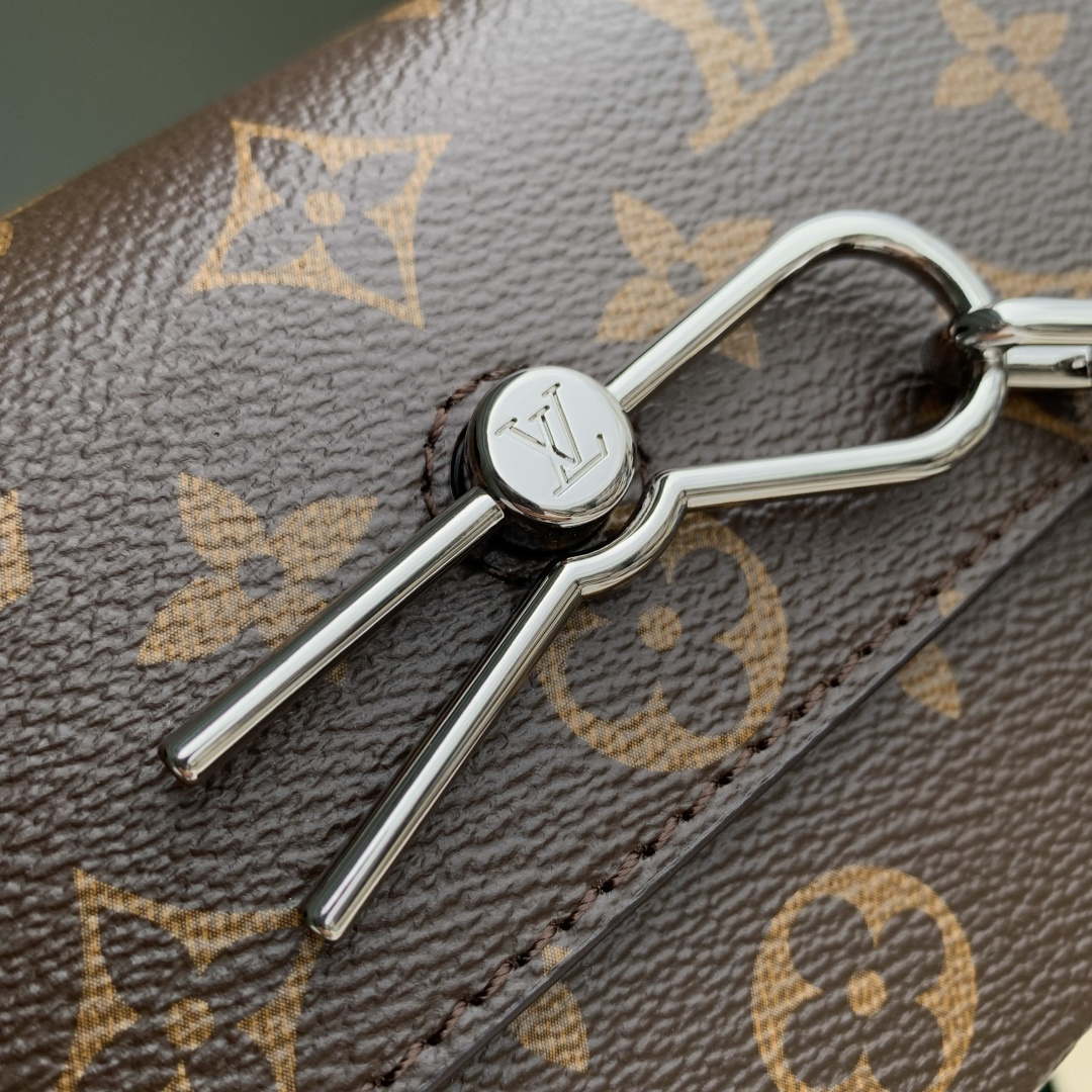 LV M12808 Louis Vuitton Steamer Wearable Wallet Borneo Green