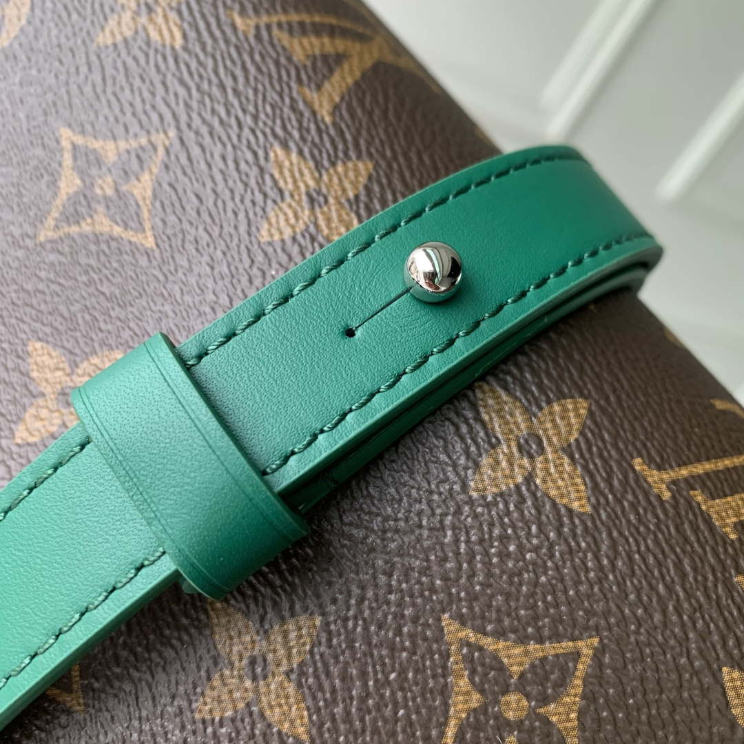 LV M12808 Louis Vuitton Steamer Wearable Wallet Borneo Green