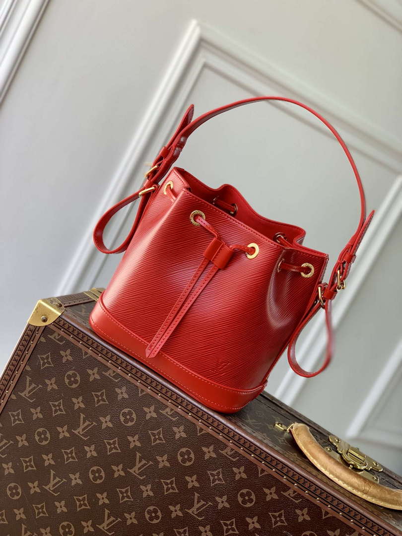 LV M12847 Louis Vuitton No¨¦ BB Bucket Bag Red