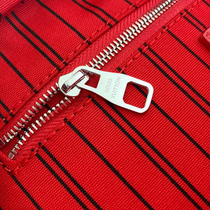 LV M12863 Louis Vuitton Locker Dopp Kit Monogram Taurillon Red - Default Title - View 7