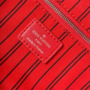 LV M12863 Louis Vuitton Locker Dopp Kit Monogram Taurillon Red - Default Title - View 8