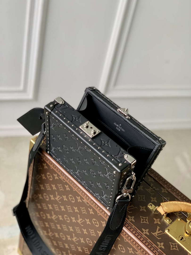 LV M12876 Louis Vuitton Clutch Box Black - Default Title - View 9