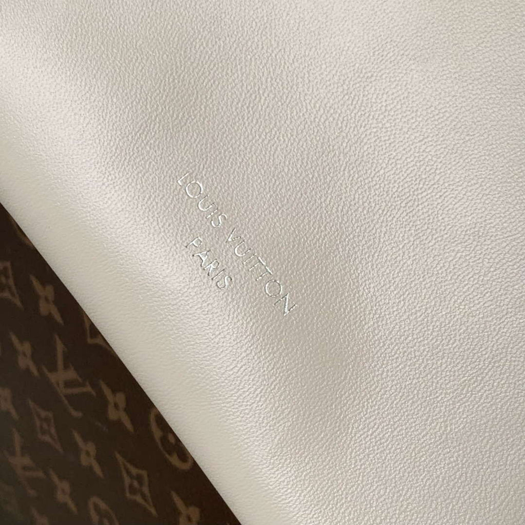 LV M12919 Louis Vuitton CarryAll Cargo Vibe PM Bag Vanilla