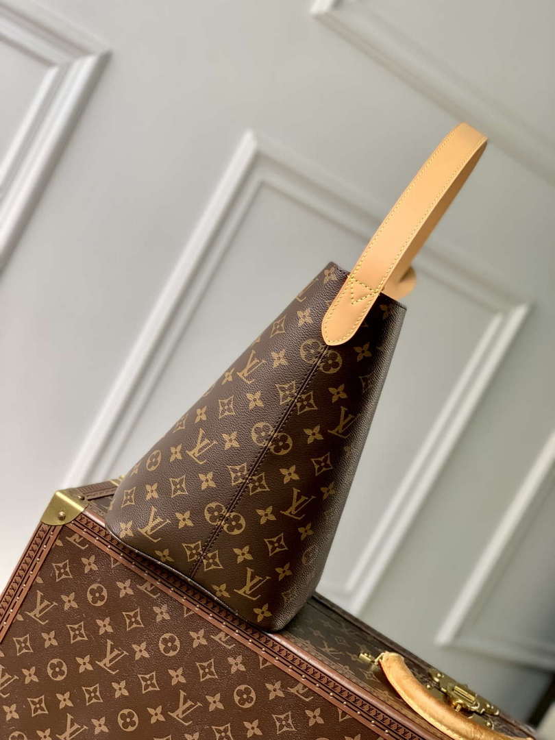 LV M12926 Louis Vuitton All In GM Bucket Style Bag Monogram