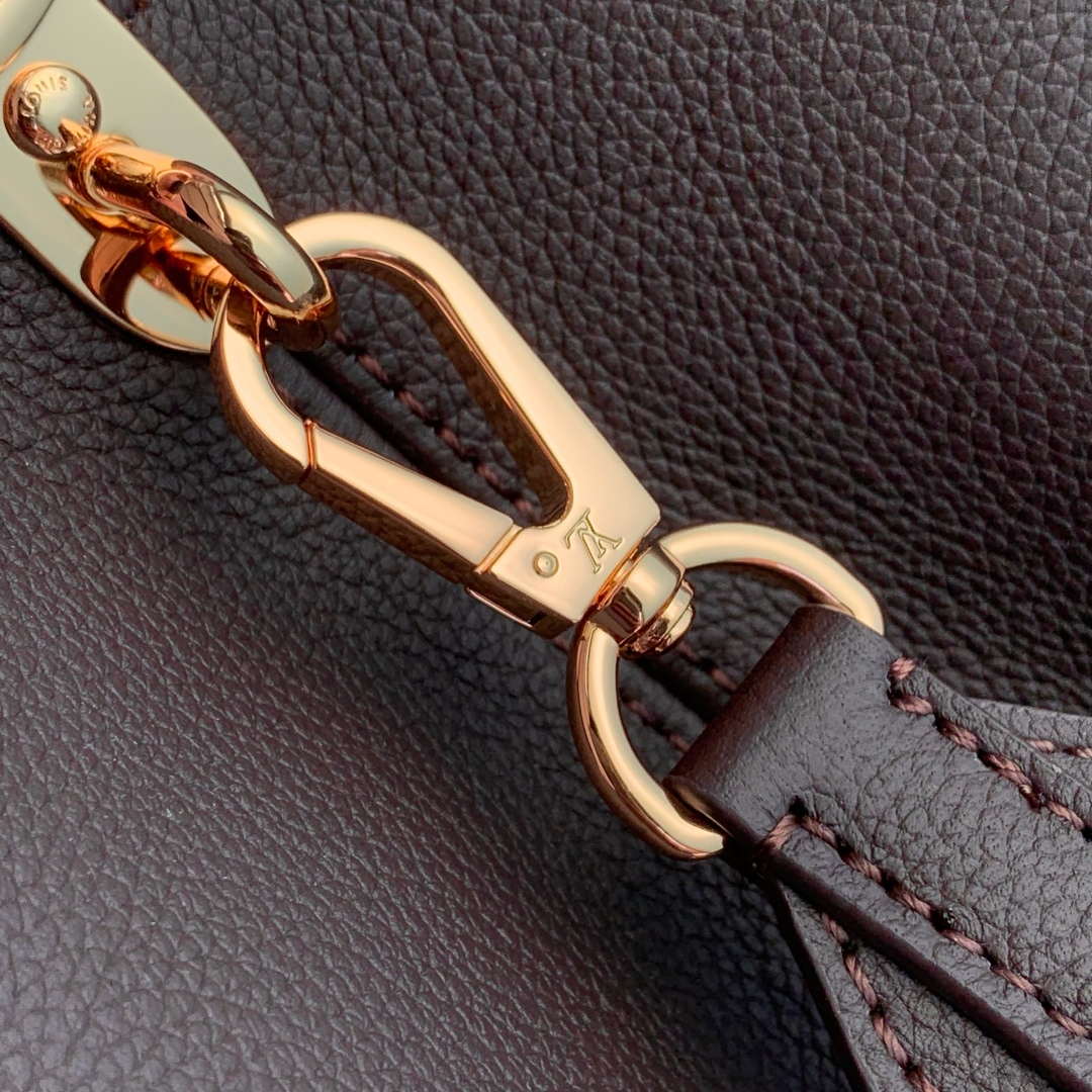 LV M12927 Louis Vuitton Capucines MM Souple Bag Chocolate Brown