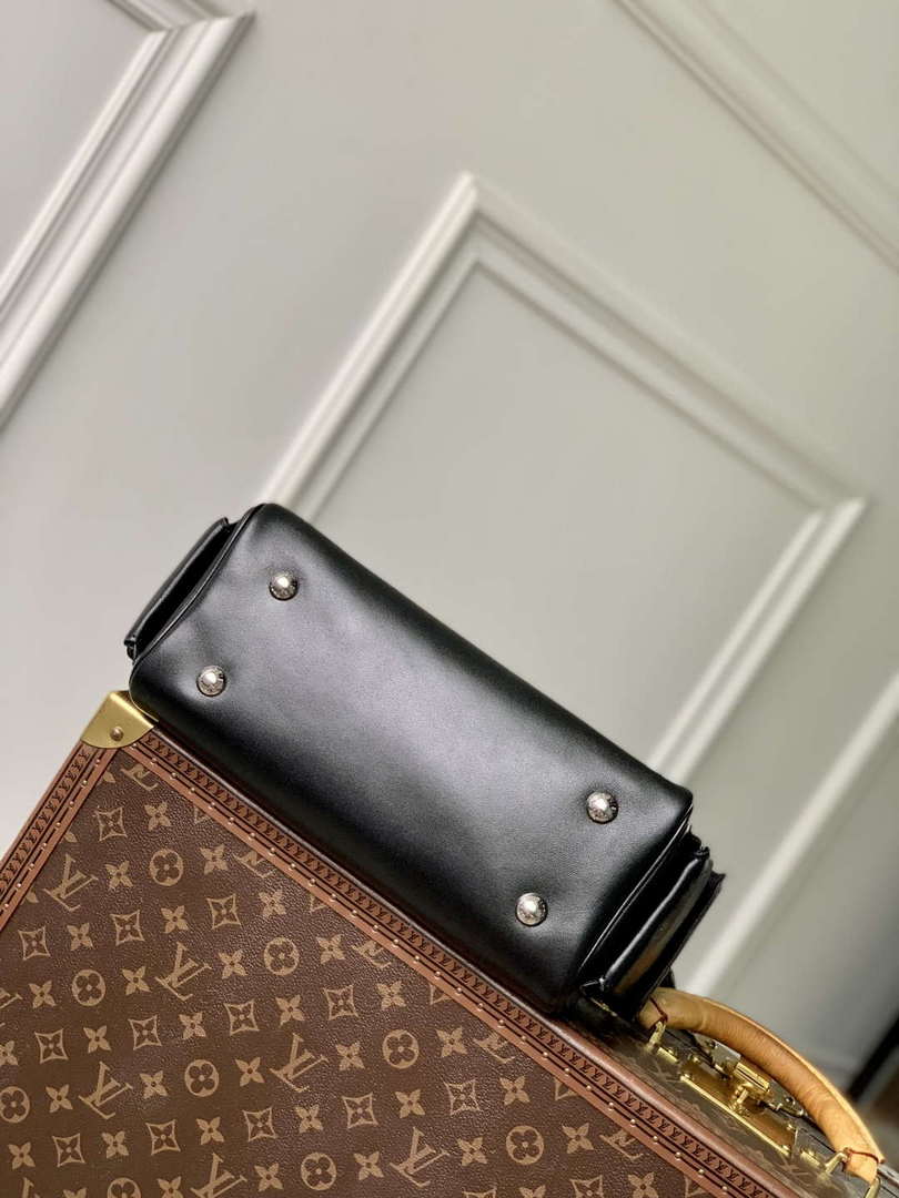 LV M12934 Louis Vuitton Speedy Cargo Vibe Bag Black