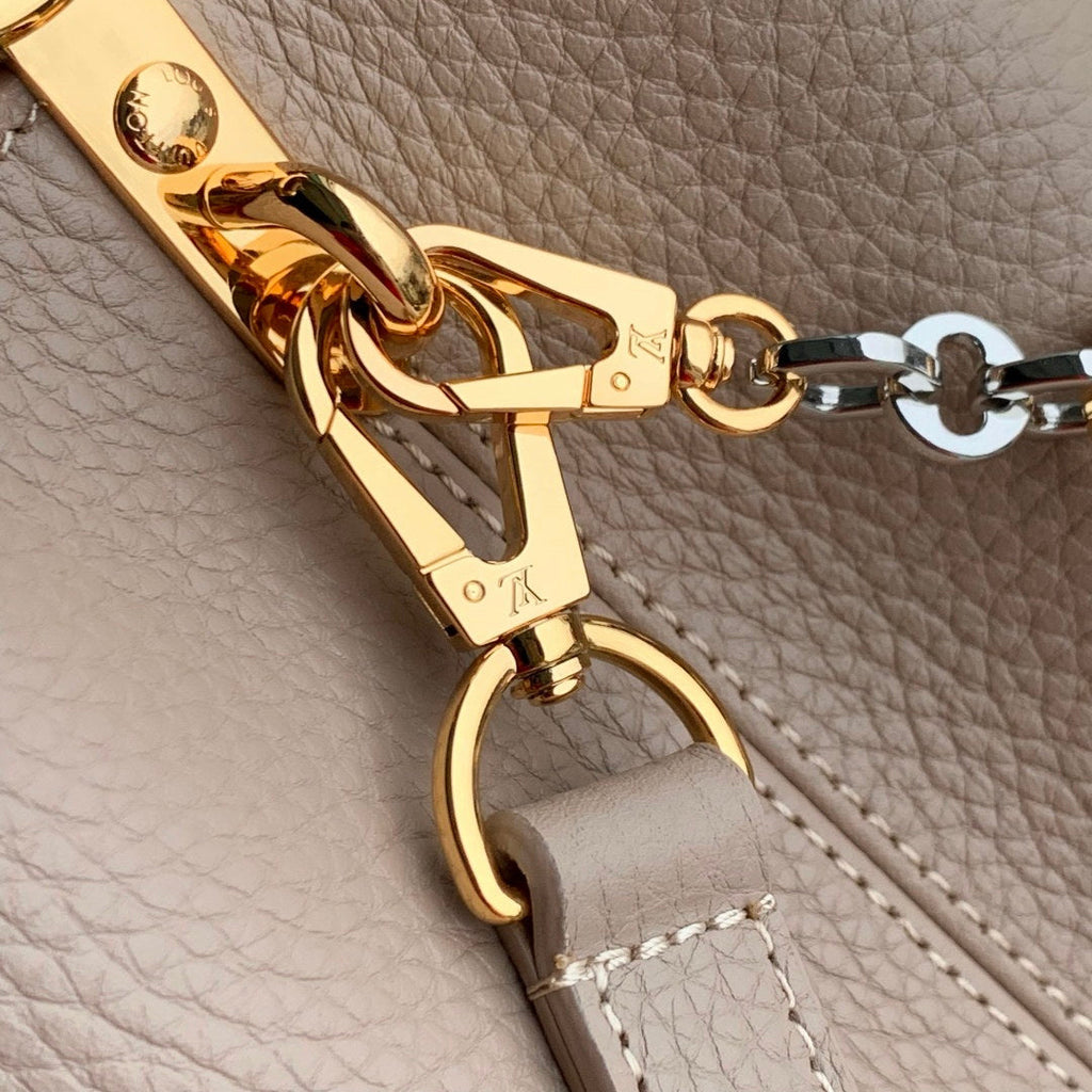 LV M12935 Louis Vuitton Capucines Mini Handbag Galet Gray