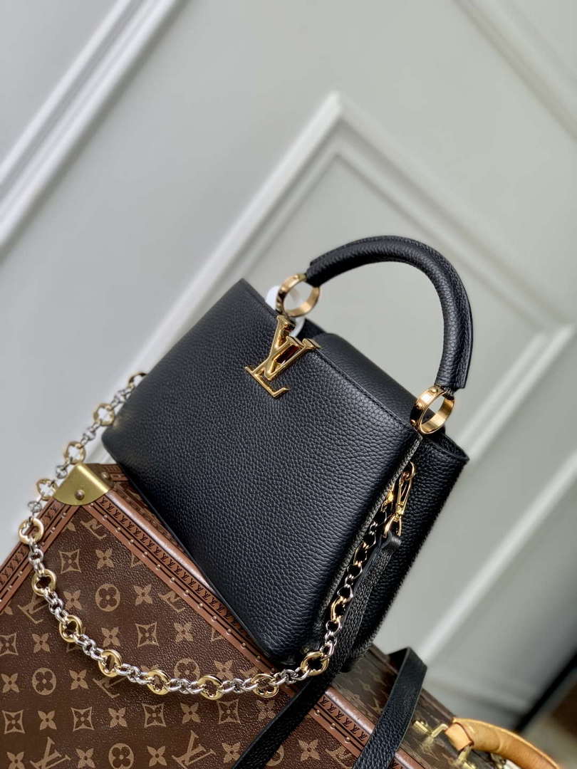 LV M12936 Louis Vuitton Capucines BB Handbag Black