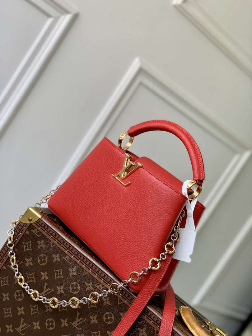 LV M12936 Louis Vuitton Capucines BB Handbag Red