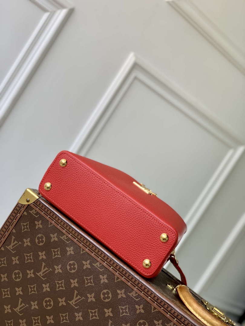 LV M12936 Louis Vuitton Capucines BB Handbag Red
