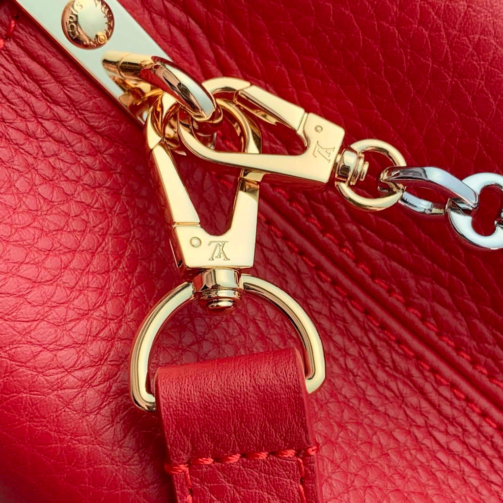 LV M12936 Louis Vuitton Capucines Mini Handbag Red
