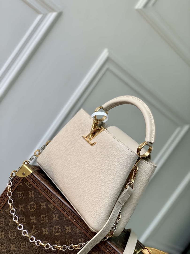 LV M12938 Louis Vuitton Capucines BB Handbag Quartz White