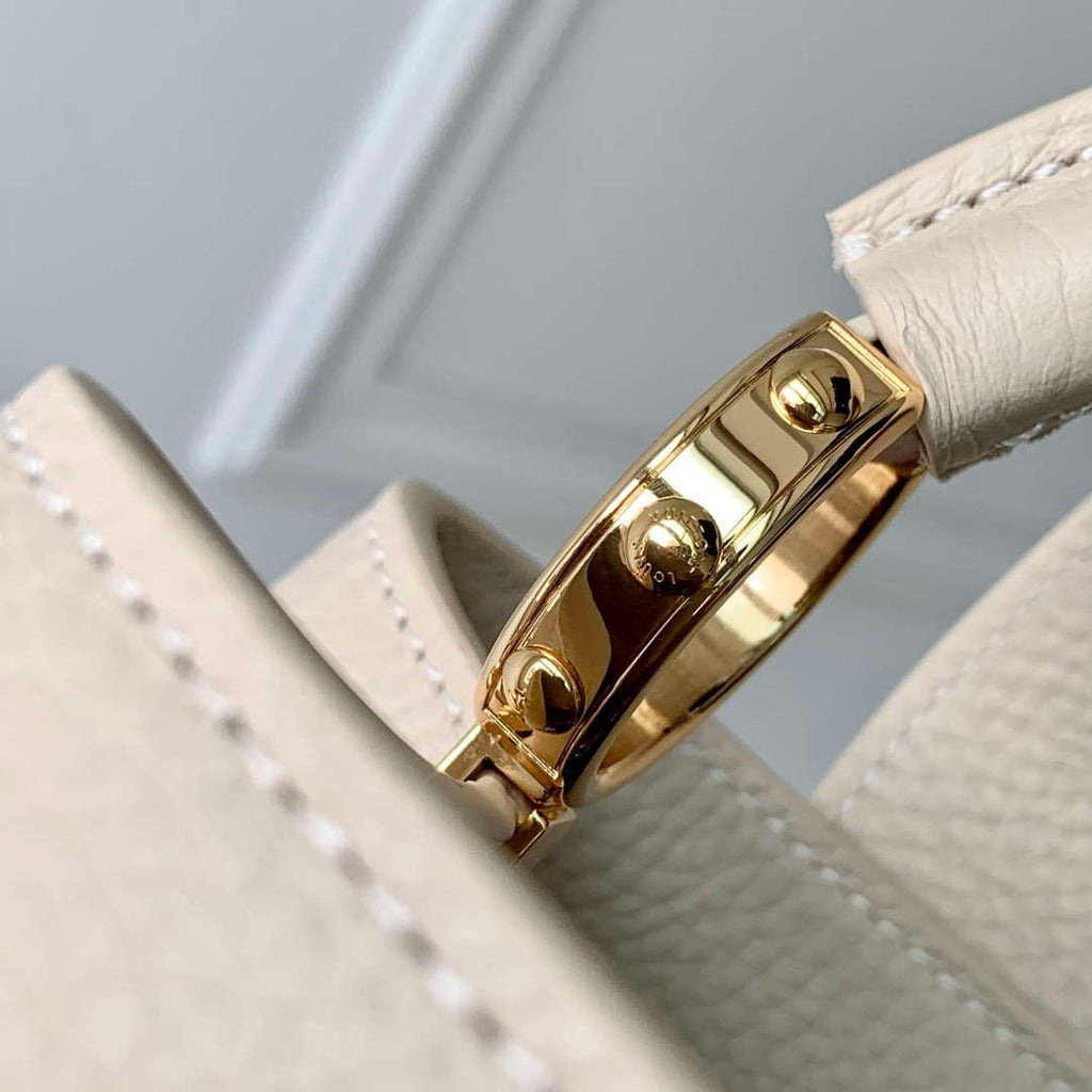 LV M12938 Louis Vuitton Capucines BB Handbag Quartz White
