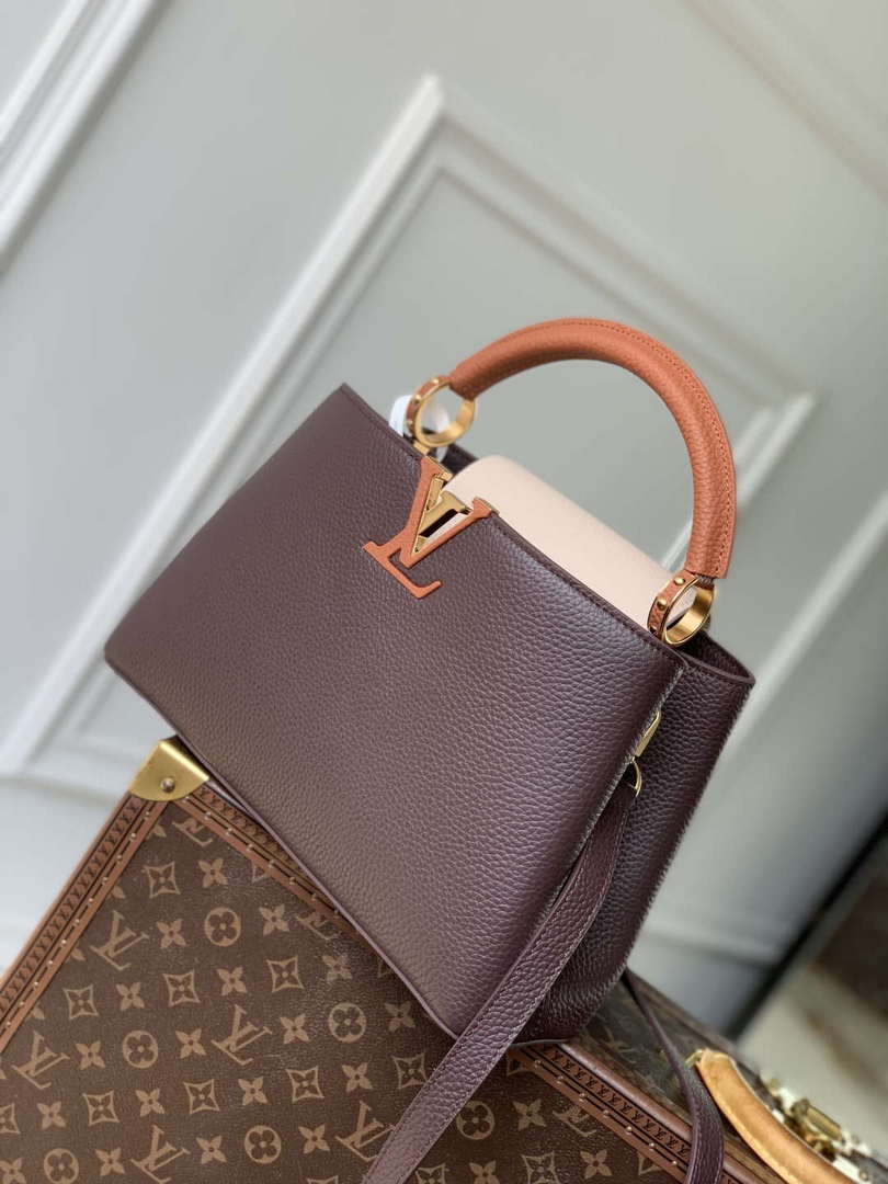 LV M12952 Louis Vuitton Capucines MM Bag Taurillon leather Chocolate Brown