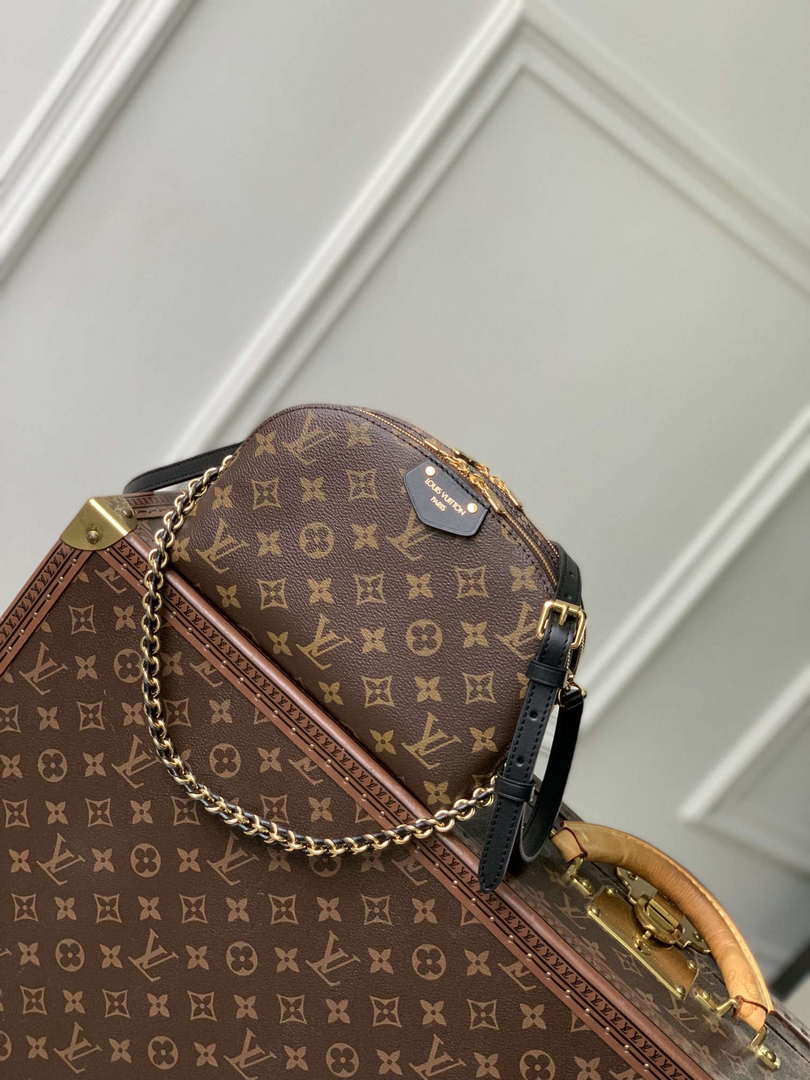 LV M12996 Louis Vuitton Be Alma Bag Monogram