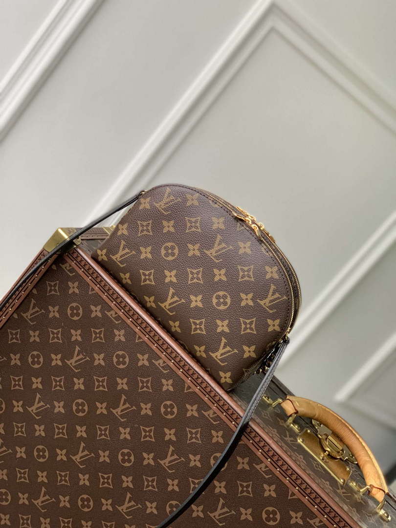 LV M12996 Louis Vuitton Be Alma Bag Monogram - Default Title - View 3