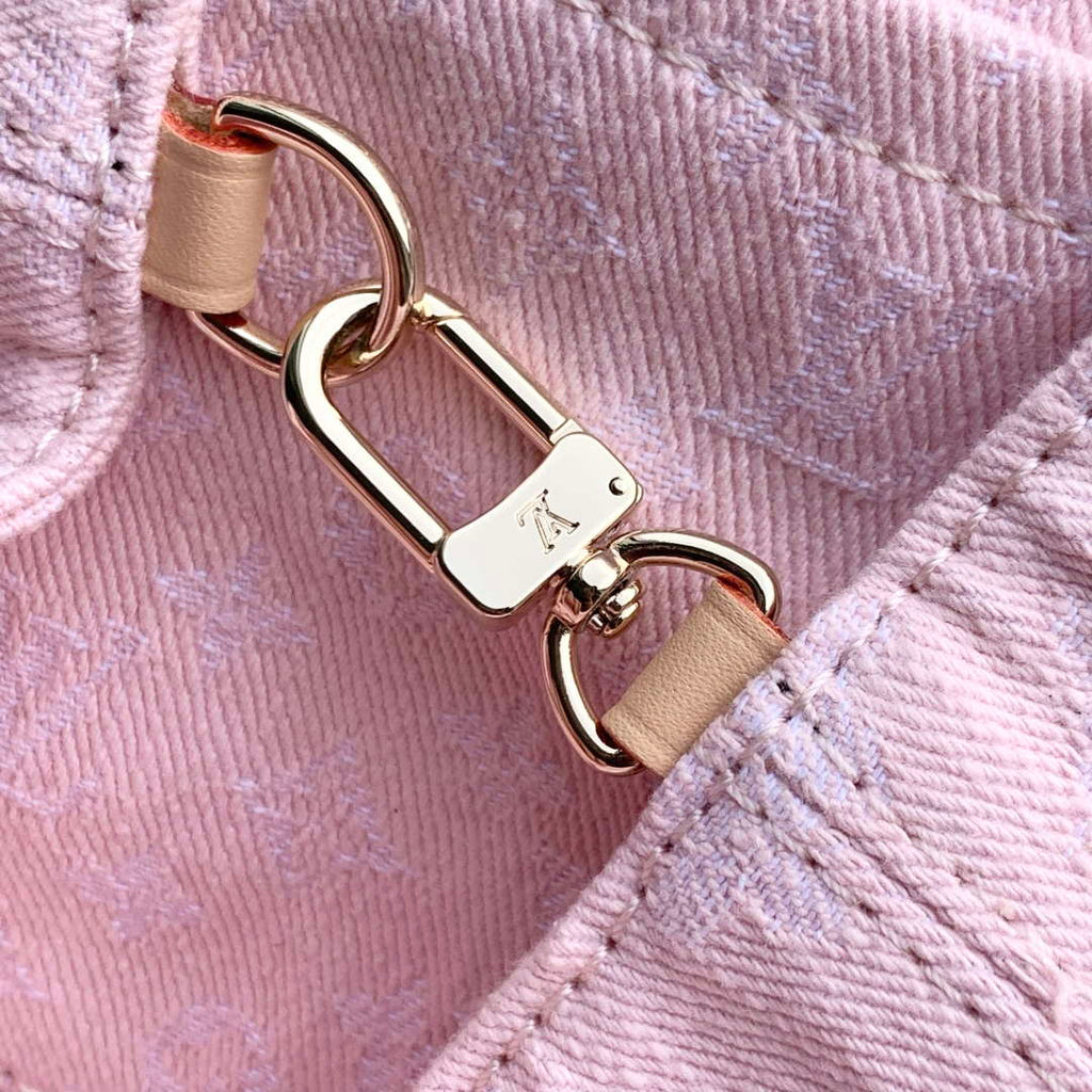 LV M13031 Louis Vuitton Venice Backpack Washed Pink