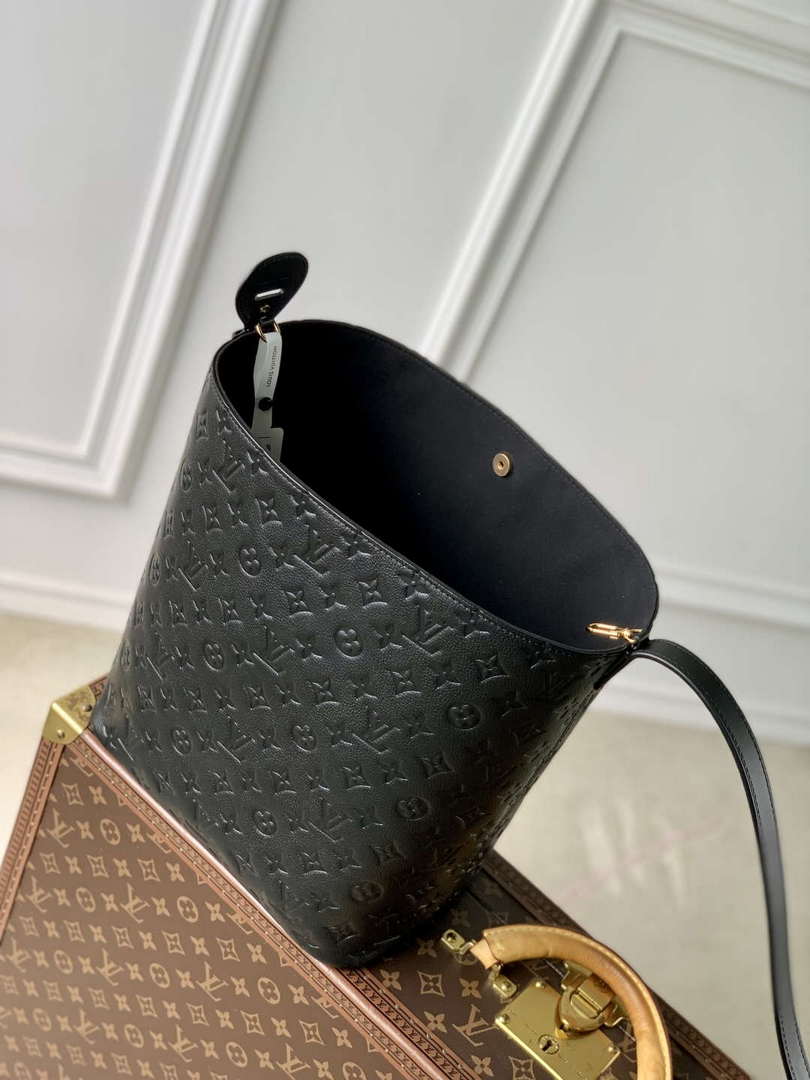 LV M13044 Louis Vuitton All In GM Bag Monogram Empreinte leather Black