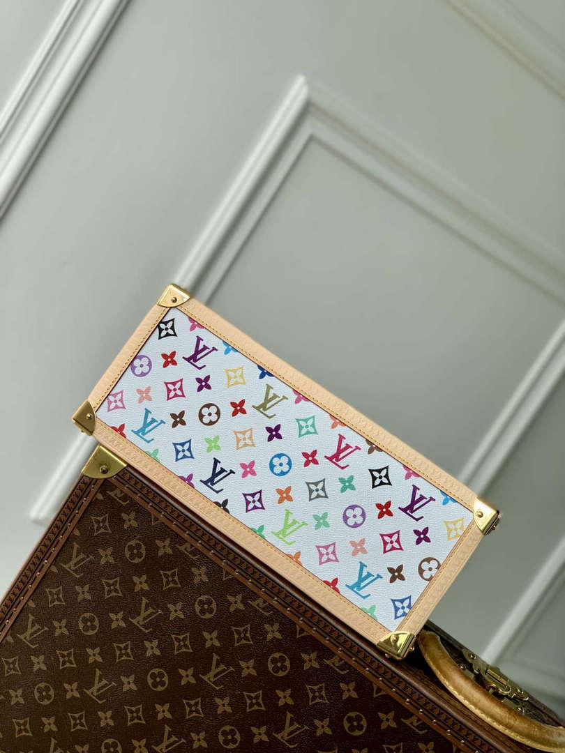 LV M13079 Louis Vuitton LV x TM OnTheGo MM Handbag Multicolored
